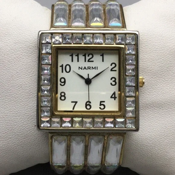 Narmi | Accessories | Narmi Watch Women 33mm Gold Tone  display picture 1